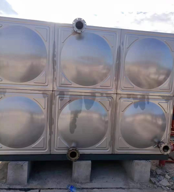 昌邑组合式不锈钢水箱，玻璃钢水箱的替代品，不锈钢冲压板组合水箱